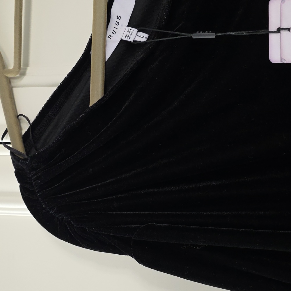 NWT REISS | $290 Ella Velvet Jumpsuit - Picture 10 of 10